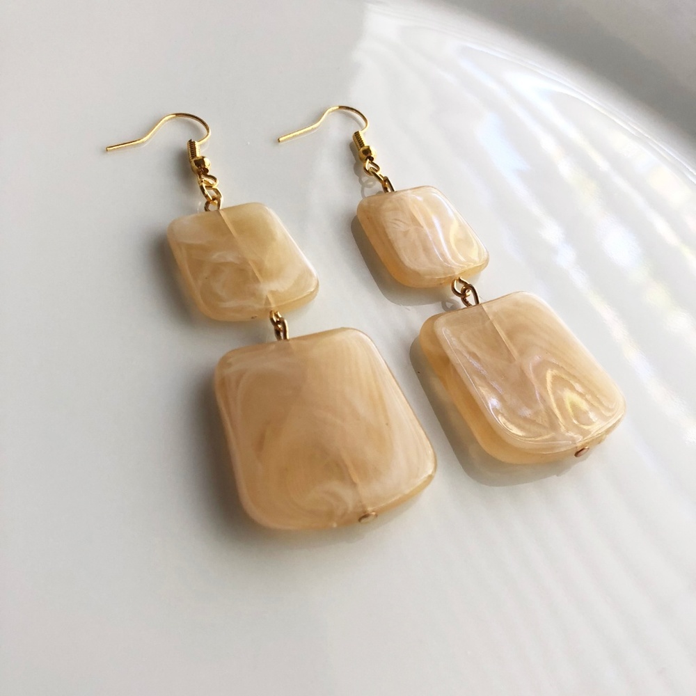 NEW "Temple" Acrylic Square Earrings (yellow) - Picture 3 of 8